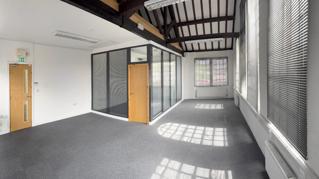 600sqft office